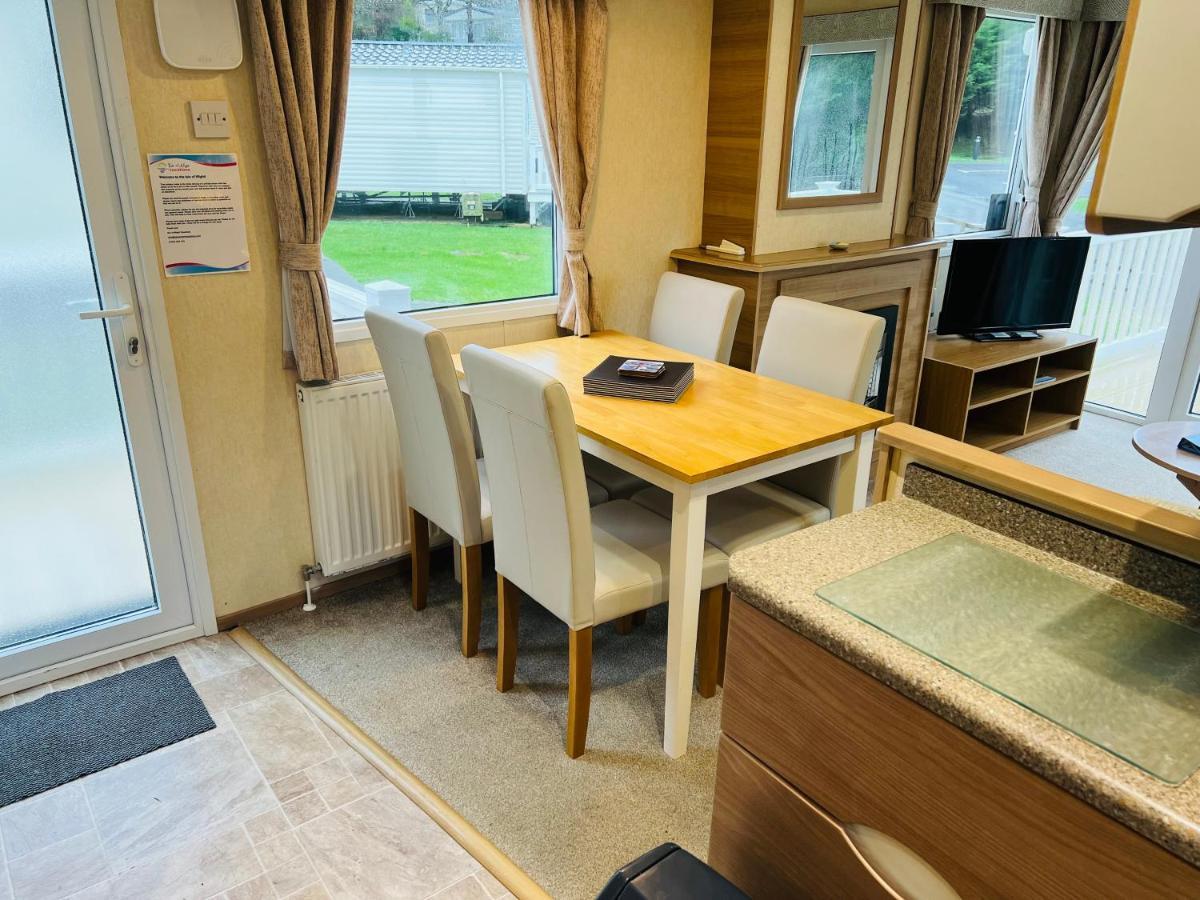 2 Bedroom Caravan Lg13, Shanklin, Isle Of Wight Exterior photo